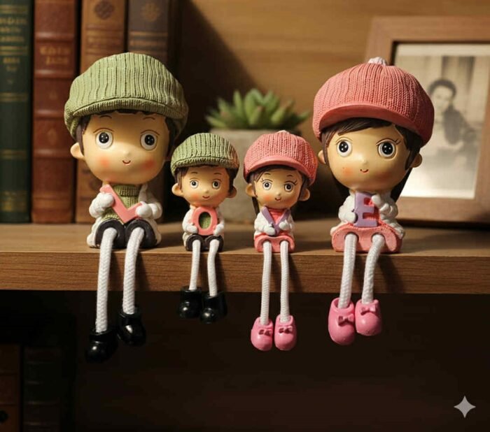 LOVE 4 pc Family figure - Image 1