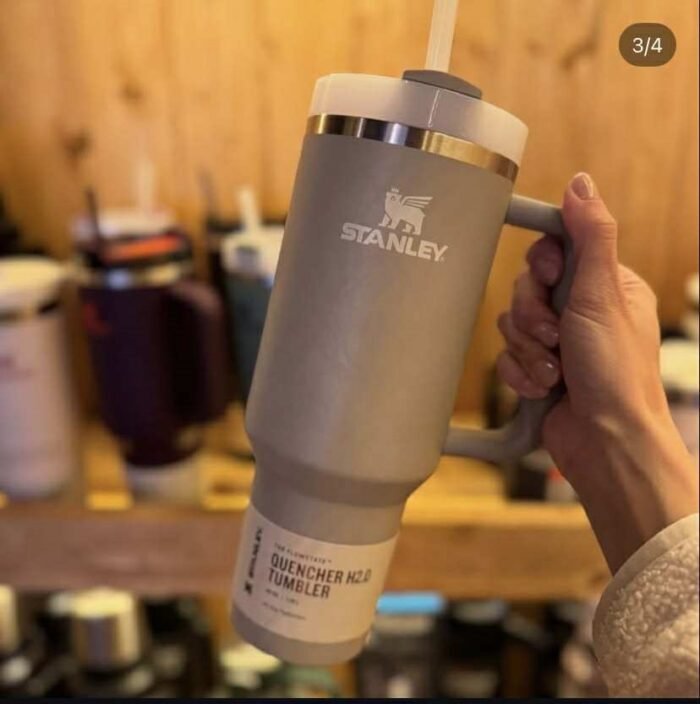 Stanley Adventure Quencher H2.0™ Tumbler | 40oz Ash - Image 3