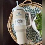 Stanley Quencher H2.0 FlowState™ Tumbler | 40oz Matte Dune - Image 2