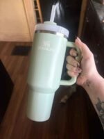 Stanley Quencher H2.0 FlowState™ Tumbler | 40oz Pistachio - Image 3