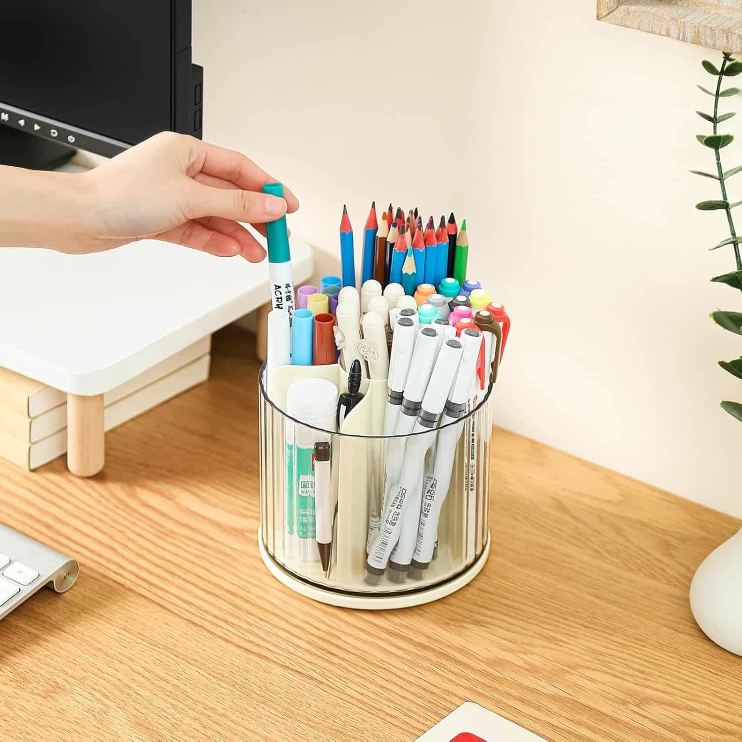 71hFeik+XVL._AC_SL1500_-min 360° Rotating Desk Organizer - 6 Slots Pen and Pencil Holder - Image 4