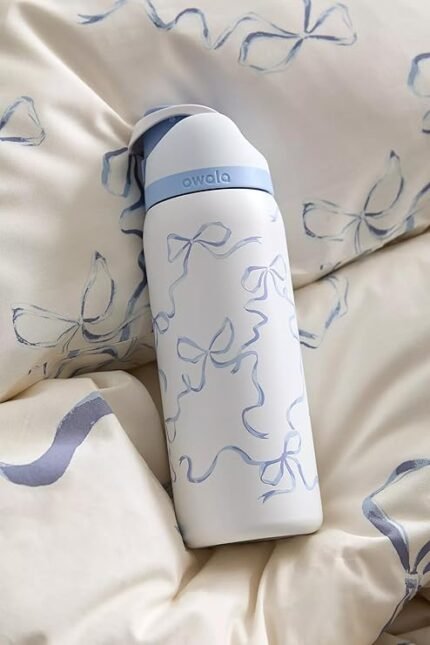 Owala FreeSip Water Bottle - Coquette Blue Bows Edition 32oz