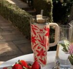Stanley Quencher H2.0 FlowState™ Tumbler | 40 OZ Resort Floral